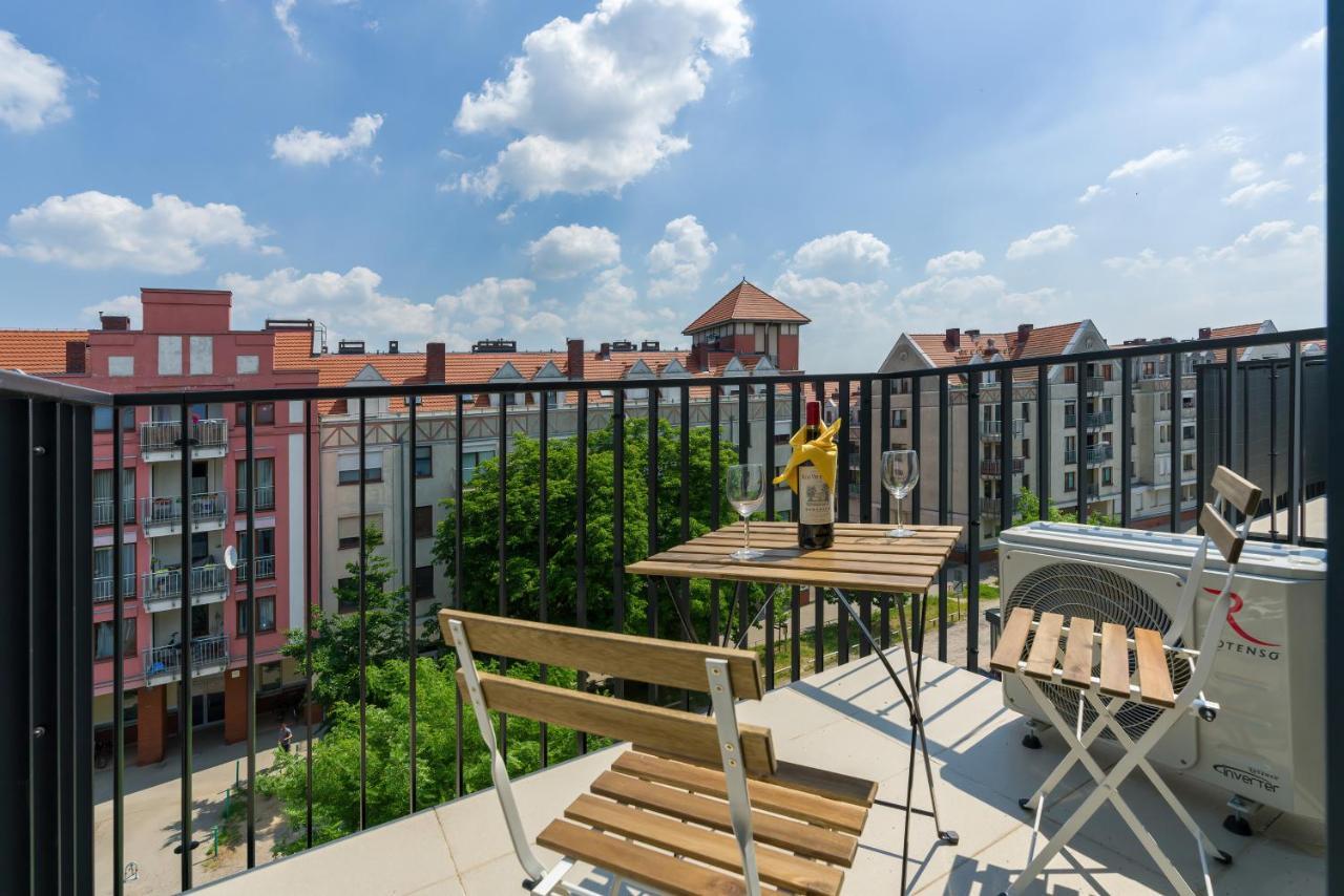 Apartments City View Garbary By Noclegi Renters Poznań Exterior foto